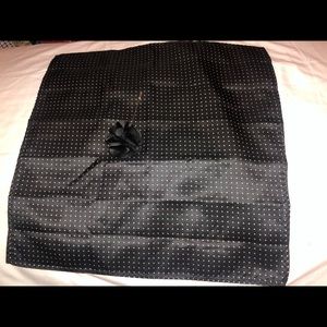 Pocket square & rose pin